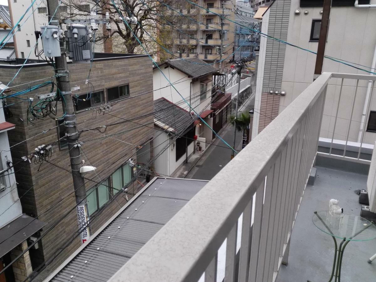 Fukuokakoryou Guesthouse فوكوكا المظهر الخارجي الصورة